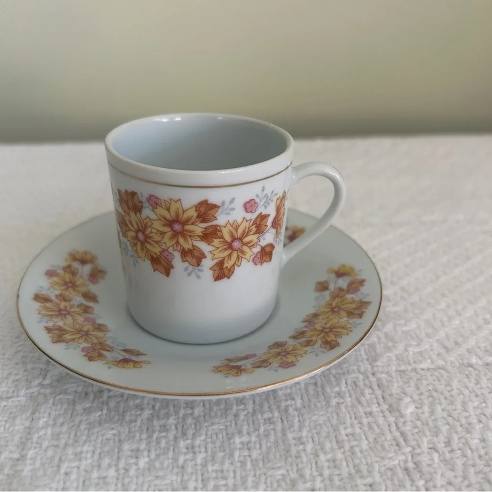 Vintage Floral Demitasse Cup Teacup and Saucer Set